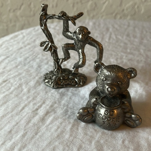 Pewter Figurines- Monkey (2002), Bear (2003), Ladybug (2004), Cat (2005) Vintage - Picture 10 of 16